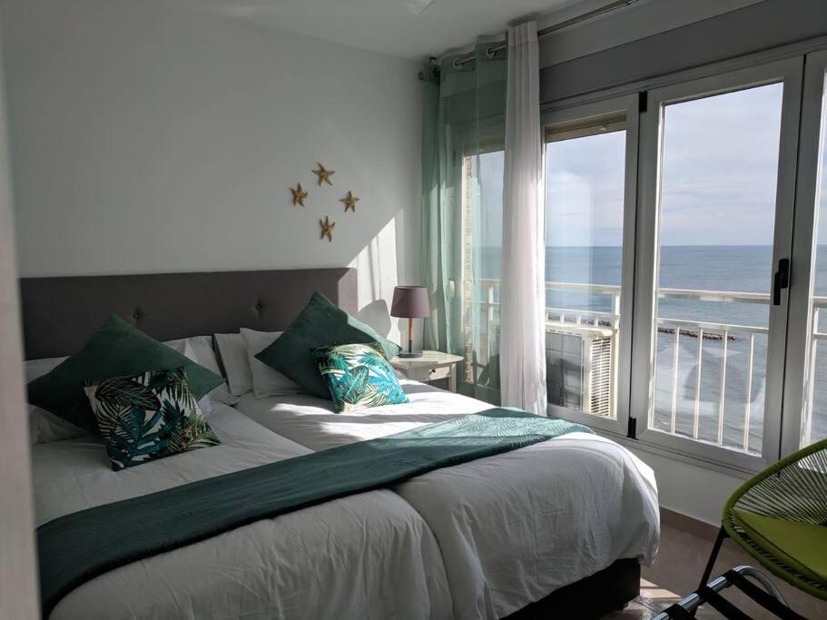 Apartamento Con Vistas Al Mar Primera Linea De Playa Del Postiguet Аликанте Екстериор снимка