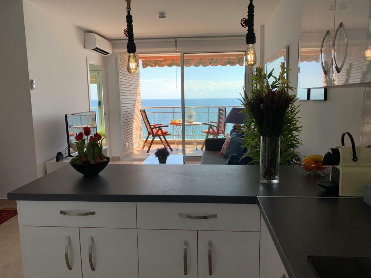 Apartamento Con Vistas Al Mar Primera Linea De Playa Del Postiguet Аликанте Екстериор снимка